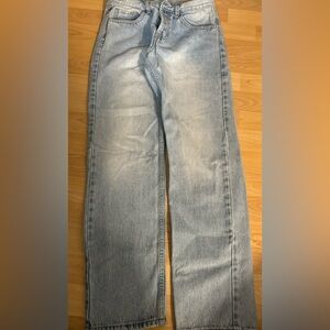Women’s Straight Leg Light Blue Jeans